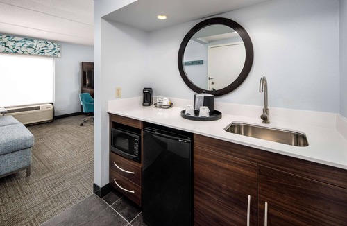 Navarre Hotel | Hampton Inn & Suites Navarre