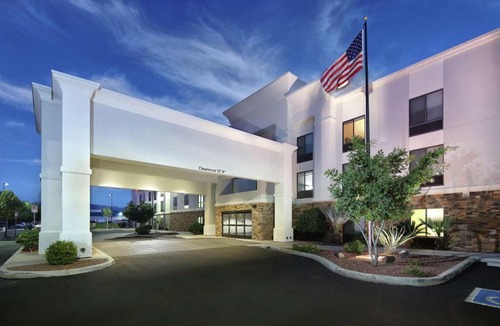 Tucson Hotel | Hampton Inn & Suites Tucson East