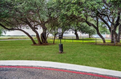 Uvalde Hotel | Hampton Inn Uvalde