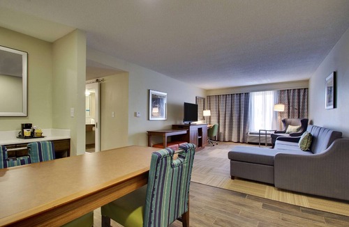Warner Robins Hotel | Hampton Inn Warner Robins