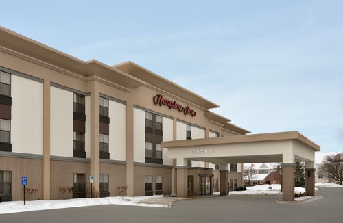 Poland Hotel | Hampton Inn Youngstown/Boardman
