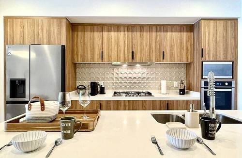 Las Glorias Apartment | Harbor NT507 by Moikkarentals