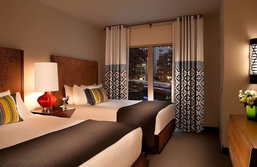 Downtown San Antonio Hotel | Haven of Indulgent Relaxation! 4 River View Units, Dogs Allowed, Outdoor Pool