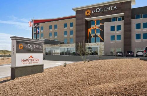 Amistad National Recreational Area Hotel | Hawthorn Extended Stay by Wyndham Del Rio