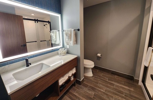 Amistad National Recreational Area Hotel | Hawthorn Extended Stay by Wyndham Del Rio