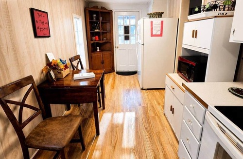 Karnack House | Hearts Cottage Waterfront Caddo Big Cypress River