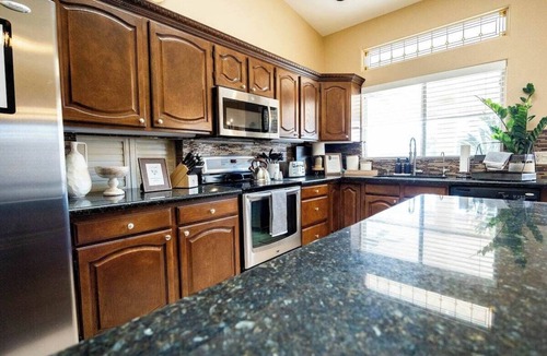 Paradise Park Vista House | Heated Pool & Billiard Room, Near Golf Courses