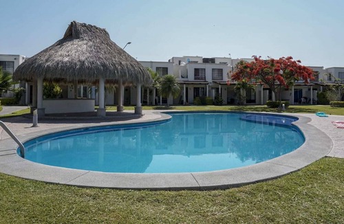 Xochitepec House | Heated pool ☼ Family House in safe subdivision