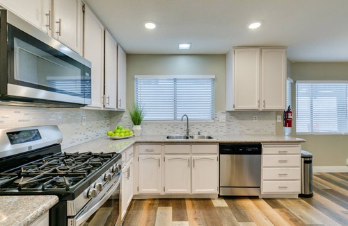 Green Valley North House | Henderson Executive 4BR, Extended Stays, Gazebo, BBQ, Air & Water Purifier
