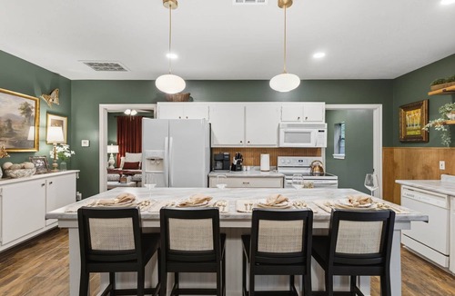 College Station House | Hensarling Cottage Retreat