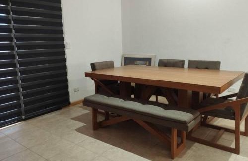 Ciudad Juarez House | Hermosa casa a 5 minutos del consulado Americano, cuenta con 3 recamaras, sistema de refrigeración y calefacción