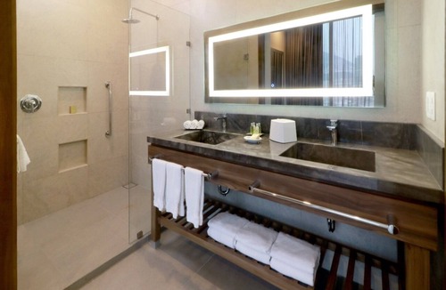Monterrey Hotel | Hilton Garden Inn Monterrey Obispado