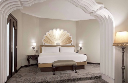 Guatemala City Hotel | Hilton Guatemala City