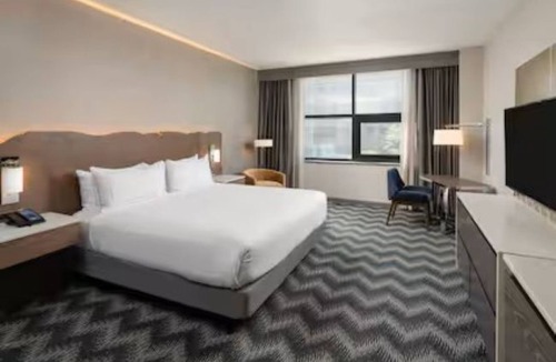 Greater Greenspoint Hotel | Hilton Houston North