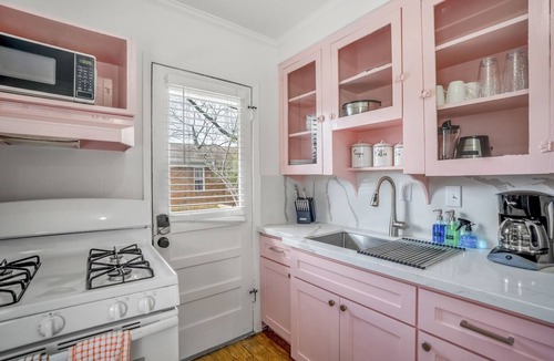 Greater Heights Apartment | Historic Heights Boss Babe - 5 km from FIFA Fest