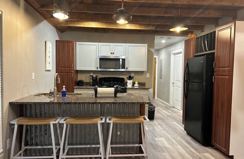 Lufkin Cabin | Hog Heaven Waterfront Cabin on Stocked Pond 4 miles to Lufkin