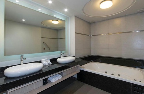 Naucalpan Hotel | Holiday Inn Express Mexico- Toreo by IHG