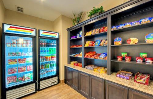 Granbury Hotel | Holiday Inn Express and Suites Granbury by IHG