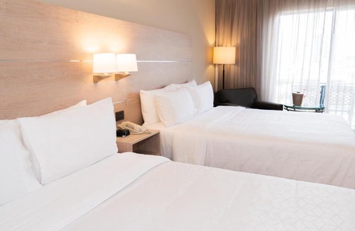Monterrey Hotel | Holiday Inn Express - Monterrey - Tecnologico by IHG