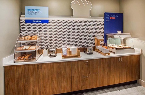 McNeil Hotel | Holiday Inn Express & Suites Austin NW - Lakeline by IHG
