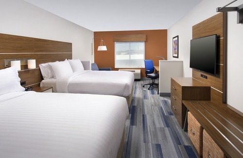 New Braunfels Hotel | Holiday Inn Express & Suites New Braunfels by IHG