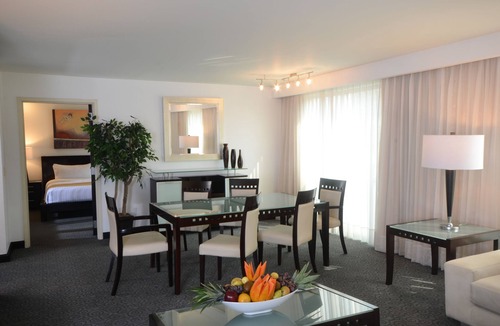 Monterrey Hotel | Holiday Inn Monterrey Valle by IHG