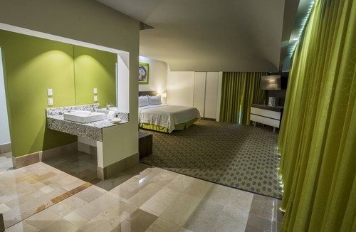 Jurica Hotel | Holiday Inn Queretaro Zona Krystal by IHG