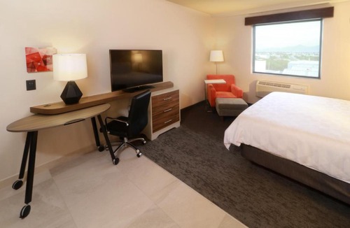 Apodaca Hotel | Holiday Inn & Suites Monterrey Apodaca Zona Airport, an IHG hotel