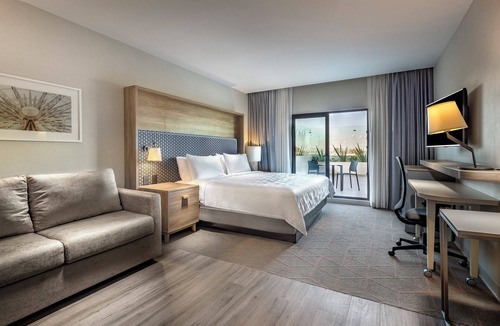 Aguascalientes Hotel | Holiday Inn & Suites Aguascalientes by IHG