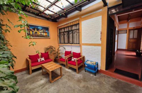 Antigua Guatemala Hotel | Hospedaje el Viajero Antigua ll