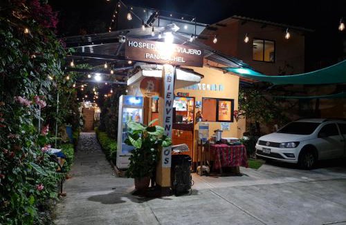 Panajachel Hotel | Hospedaje El Viajero