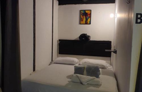 Antigua Guatemala Hotel | Hostal Pub Central Park