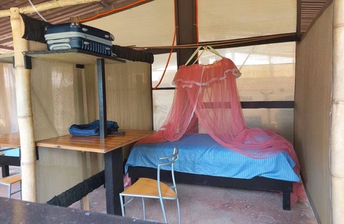 El Cacalote Hostel | Hostal Roca Blanca