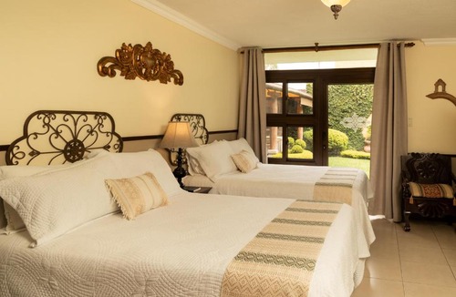 Zona 13 Hotel | Hostal Villa Toscana