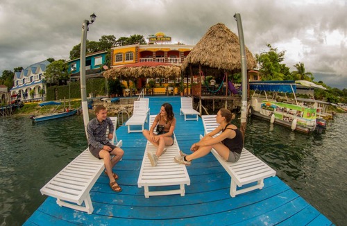 Flores Hostel | Hostel ∙ 8 guests