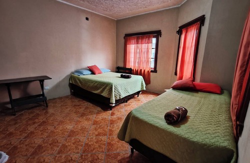 Santiago Atitlan Hotel | Hosteria del Centro