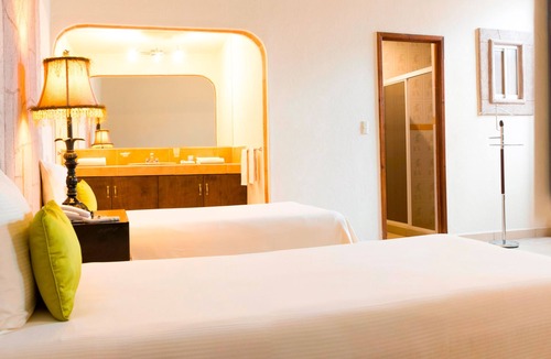 Historic Centre Hotel | Hosting House Express