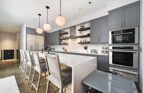 East Allegheny House | ★ HostWise Stays ★ Luxe Home| Dual Rooftop w/Skyline Views| Firepit