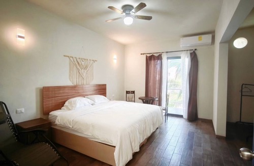 Valladolid Hotel | Hotel and Hostel 230