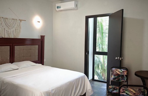 Valladolid Hotel | Hotel and Hostel 230