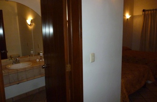 Ninos Heroes Hotel | Hotel Antiguo Fortin