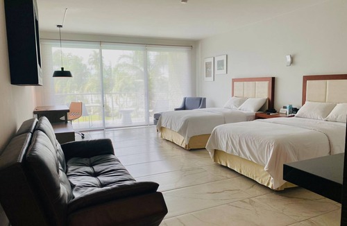 Martinez de La Torre Hotel | Hotel Aqua Spa & Resort