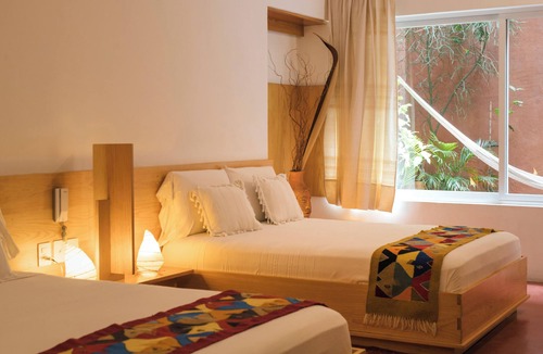 Calzada Madero Hotel | Hotel Ayook