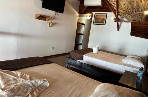 Mariscos Hotel | Hotel Bahía