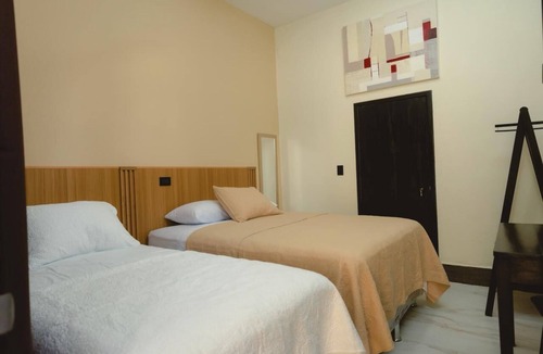 Flores Hotel | Hotel & Brunch Lirio de los Valles