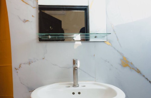 Flores Hotel | Hotel & Brunch Lirio de los Valles
