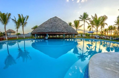 Monterrico Hotel | Hotel Café Del Sol