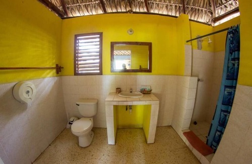 Monterrico Hotel | Hotel Cafe Del Sol