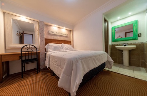 Quetzaltenango Hotel | Hotel Canada
