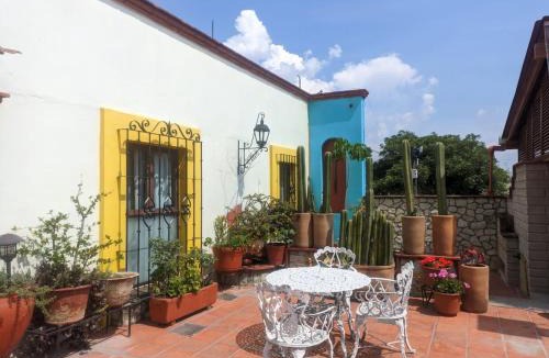 Jalatlaco Hotel | Hotel Casa Arnel